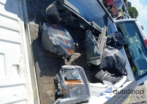 2023 Ford F-150 Xl z USA, uszkodzony, nr VIN 1FTMF1CBXPKF60853